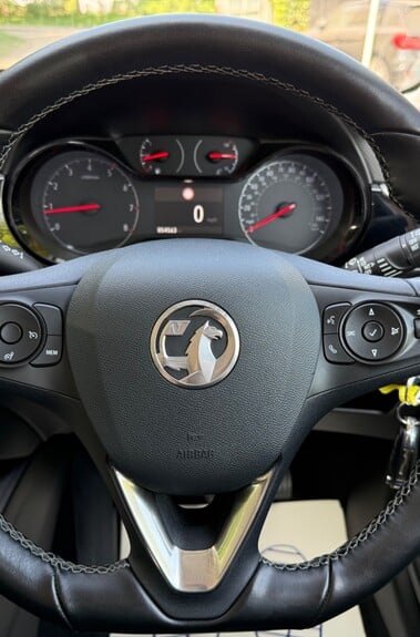 Vauxhall Corsa SE - APPLE CAR PLAY - CRUISE CONTROL - ONE LADY OWNER FROM NEW 