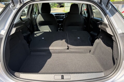Vauxhall Corsa SE - APPLE CAR PLAY - CRUISE CONTROL - ONE LADY OWNER FROM NEW 40