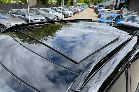 Land Rover Discovery METROPOLITAN EDITION - TOW PACK - ONE OWNER - CARPATHIAN GREY 14