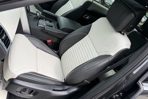 Land Rover Discovery METROPOLITAN EDITION - TOW PACK - ONE OWNER - CARPATHIAN GREY 24