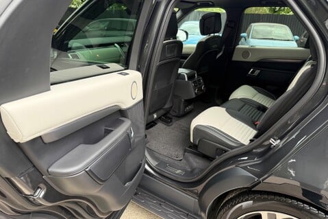 Land Rover Discovery METROPOLITAN EDITION - TOW PACK - ONE OWNER - CARPATHIAN GREY 32