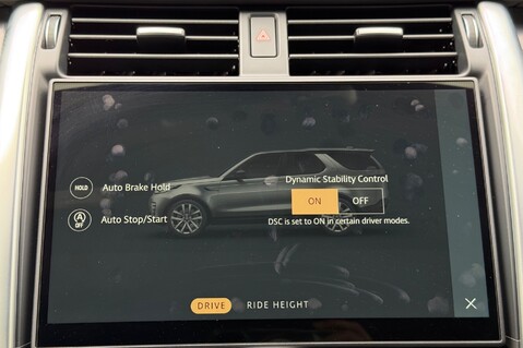 Land Rover Discovery METROPOLITAN EDITION - TOW PACK - ONE OWNER - CARPATHIAN GREY 66