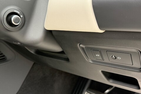 Land Rover Discovery METROPOLITAN EDITION - TOW PACK - ONE OWNER - CARPATHIAN GREY 73