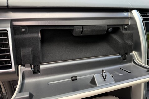 Land Rover Discovery METROPOLITAN EDITION - TOW PACK - ONE OWNER - CARPATHIAN GREY 85