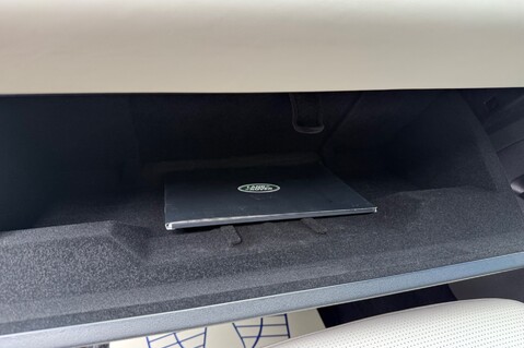 Land Rover Discovery METROPOLITAN EDITION - TOW PACK - ONE OWNER - CARPATHIAN GREY 86