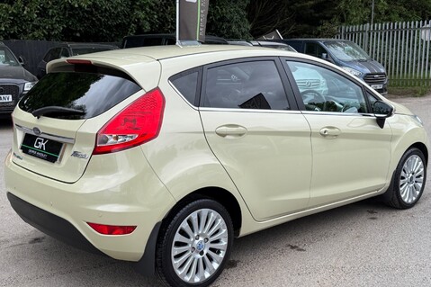 Ford Fiesta TITANIUM AUTOMATIC - 2 OWNERS -14 SERVICE STAMPS - 12 MONTHS MOT 5