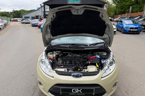 Ford Fiesta TITANIUM AUTOMATIC - 2 OWNERS -14 SERVICE STAMPS - 12 MONTHS MOT 42