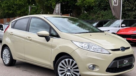 Ford Fiesta TITANIUM AUTOMATIC - 2 OWNERS -14 SERVICE STAMPS - 12 MONTHS MOT
