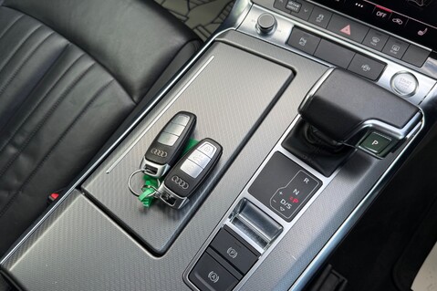 Audi A6 TDI SPORT 40 AVANT AUTOMATIC - APPLE CAR PLAY - FULL SERVICE HISTORY 38