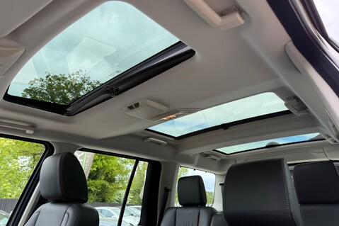 Land Rover Discovery 4 SDV6 HSE -2 OWNERS -FULL SERVICE HISTORY -CAMBELT CHANGED 3