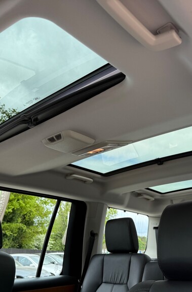 Land Rover Discovery 4 SDV6 HSE -2 OWNERS -FULL SERVICE HISTORY -CAMBELT CHANGED 
