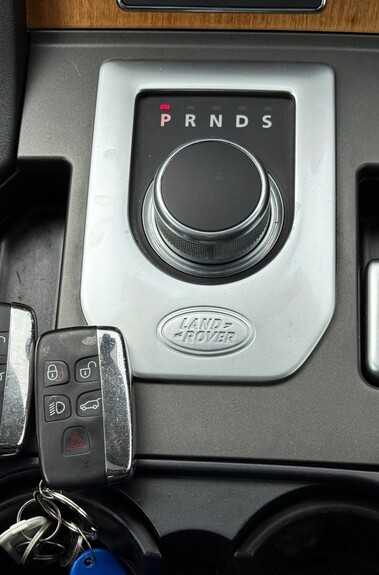 Land Rover Discovery 4 SDV6 HSE -2 OWNERS -FULL SERVICE HISTORY -CAMBELT CHANGED 