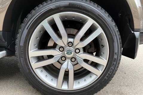 Land Rover Discovery 4 SDV6 HSE -2 OWNERS -FULL SERVICE HISTORY -CAMBELT CHANGED 70
