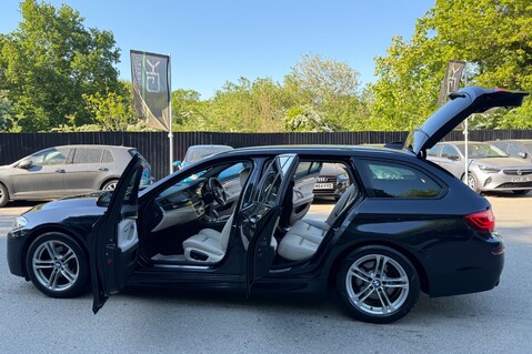 BMW 5 Series 520D M SPORT TOURING - ULEZ COMPLIANT -  2 OWNERS -  SERVICE HISTORY 21