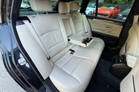 BMW 5 Series 520D M SPORT TOURING - ULEZ COMPLIANT -  2 OWNERS -  SERVICE HISTORY 30