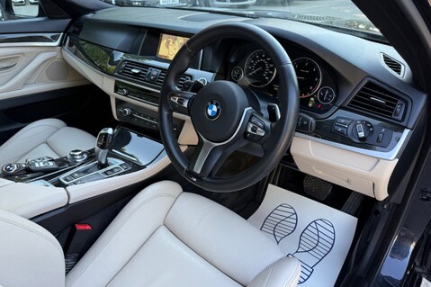 BMW 5 Series 520D M SPORT TOURING - ULEZ COMPLIANT -  2 OWNERS -  SERVICE HISTORY 13