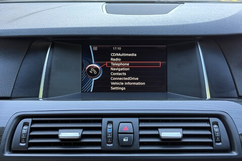 BMW 5 Series 520D M SPORT TOURING - ULEZ COMPLIANT -  2 OWNERS -  SERVICE HISTORY 39