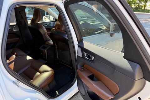 Volvo XC60 T8 TWIN ENGINE INSCRIPTION PRO AWD -BLIS -360 CAMERA -B&W -XENIUM PACK 36