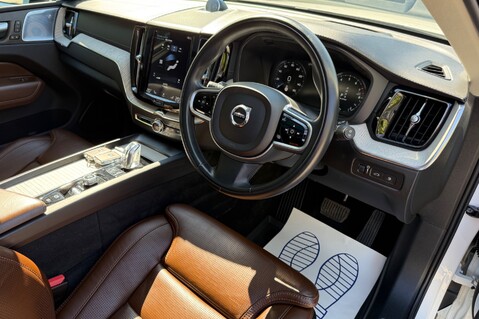 Volvo XC60 T8 TWIN ENGINE INSCRIPTION PRO AWD -BLIS -360 CAMERA -B&W -XENIUM PACK 15