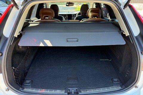 Volvo XC60 T8 TWIN ENGINE INSCRIPTION PRO AWD -BLIS -360 CAMERA -B&W -XENIUM PACK 61