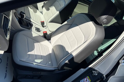 Volkswagen Tiguan ELEGANCE TDI 4MOTION DSG - VW SERVICE PLAN TILL DEC 2028 -WARRANTY DEC 2026 25