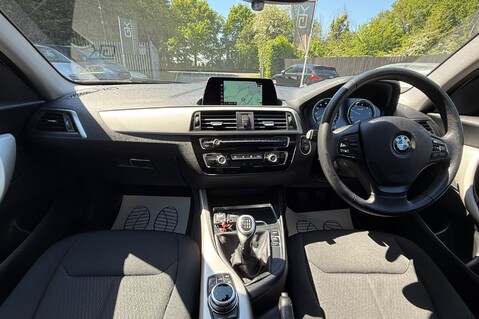 BMW 1 Series 116D SE - 2 OWNERS - BMW MAIN DEALER SERVICE HISTORY  11