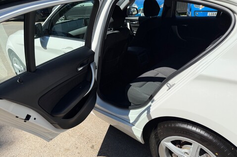 BMW 1 Series 116D SE - 2 OWNERS - BMW MAIN DEALER SERVICE HISTORY  26