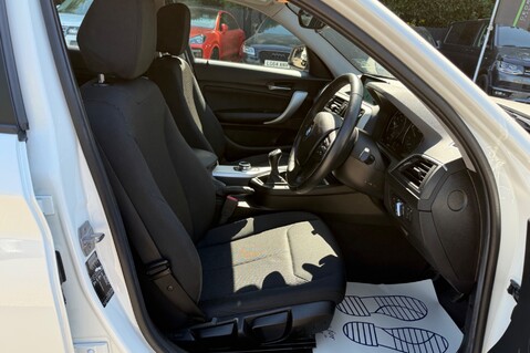 BMW 1 Series 116D SE - 2 OWNERS - BMW MAIN DEALER SERVICE HISTORY  12