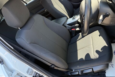 BMW 1 Series 116D SE - 2 OWNERS - BMW MAIN DEALER SERVICE HISTORY  29