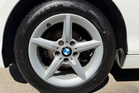 BMW 1 Series 116D SE - 2 OWNERS - BMW MAIN DEALER SERVICE HISTORY  57