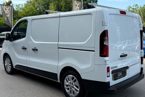 Renault Trafic SL28 SPORT EDC ENERGY DCI AUTOMATIC - NO VAT -1 OWNER -BLUETOOTH-P/SENSORS 2