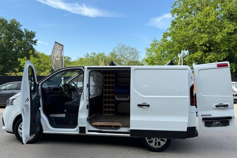 Renault Trafic SL28 SPORT EDC ENERGY DCI AUTOMATIC - NO VAT -1 OWNER -BLUETOOTH-P/SENSORS 16