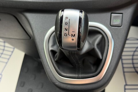 Renault Trafic SL28 SPORT EDC ENERGY DCI AUTOMATIC - NO VAT -1 OWNER -BLUETOOTH-P/SENSORS 4
