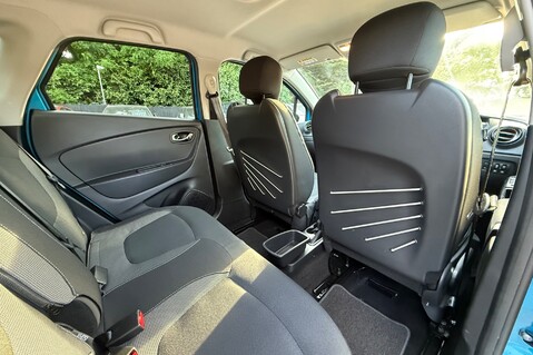 Renault Captur DYNAMIQUE S NAV DCI AUTOMATIC - £20 ROAD TAX - ULEZ FREE  33