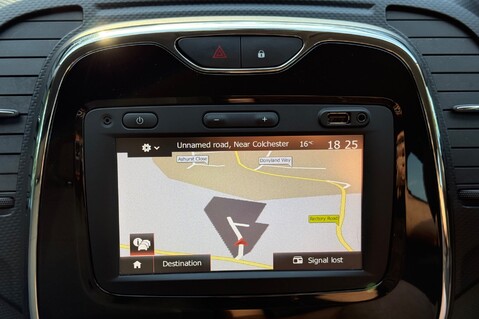 Renault Captur DYNAMIQUE S NAV DCI AUTOMATIC - £20 ROAD TAX - ULEZ FREE  9