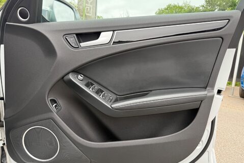 Audi S4 S4 AVANT QUATTRO -B&O -CAMERA -SUPERSPORTS SEATS - AUDI SERVICE PLAN 36