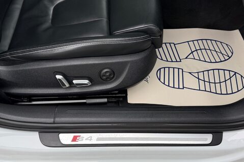 Audi S4 S4 AVANT QUATTRO -B&O -CAMERA -SUPERSPORTS SEATS - AUDI SERVICE PLAN 39