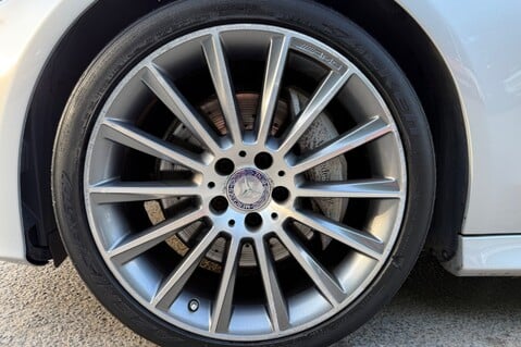 Mercedes-Benz C Class C 250 D AMG LINE PREMIUM PLUS -HEAD UP DISPLAY -INTELLIGENT HEADLIGHTS -19S 60