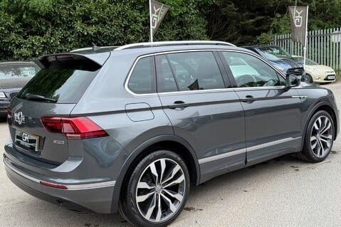 Volkswagen Tiguan R LINE TDI BMT 4MOTION DSG -RARE LEATHER -TOWBAR -10 SERVICES INC CAMBELT 6