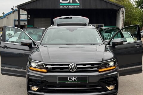 Volkswagen Tiguan R LINE TDI BMT 4MOTION DSG -RARE LEATHER -TOWBAR -10 SERVICES INC CAMBELT 19