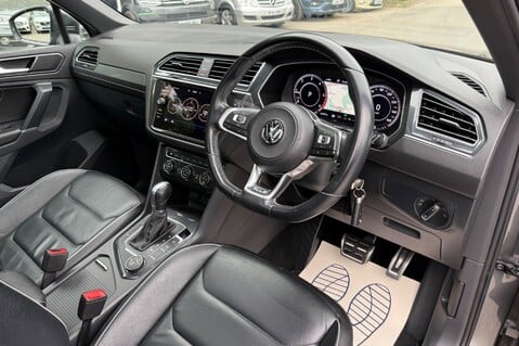 Volkswagen Tiguan R LINE TDI BMT 4MOTION DSG -RARE LEATHER -TOWBAR -10 SERVICES INC CAMBELT 15
