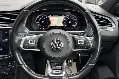 Volkswagen Tiguan R LINE TDI BMT 4MOTION DSG -RARE LEATHER -TOWBAR -10 SERVICES INC CAMBELT 7