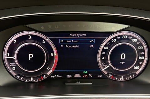 Volkswagen Tiguan R LINE TDI BMT 4MOTION DSG -RARE LEATHER -TOWBAR -10 SERVICES INC CAMBELT 41