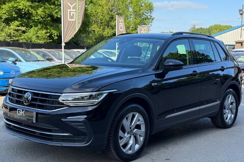 Volkswagen Tiguan LIFE TDI DSG -APPLE CAR PLAY -ADAPTIVE CRUISE CONTROL -1 YEAR VW WARRANTY 11