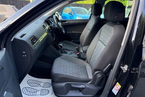 Volkswagen Tiguan LIFE TDI DSG -APPLE CAR PLAY -ADAPTIVE CRUISE CONTROL -1 YEAR VW WARRANTY 3