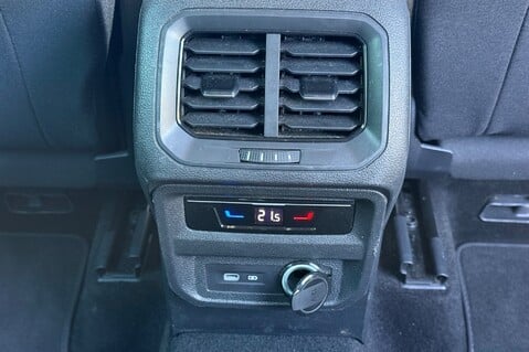 Volkswagen Tiguan LIFE TDI DSG -APPLE CAR PLAY -ADAPTIVE CRUISE CONTROL -1 YEAR VW WARRANTY 26