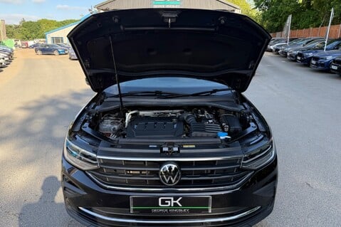 Volkswagen Tiguan LIFE TDI DSG -APPLE CAR PLAY -ADAPTIVE CRUISE CONTROL -1 YEAR VW WARRANTY 51