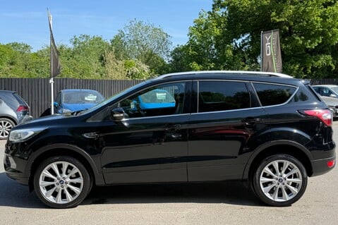 Ford Kuga TITANIUM X EDITION AUTOMATIC - PANORAMIC SUNROOF - SHADOW BLACK 9