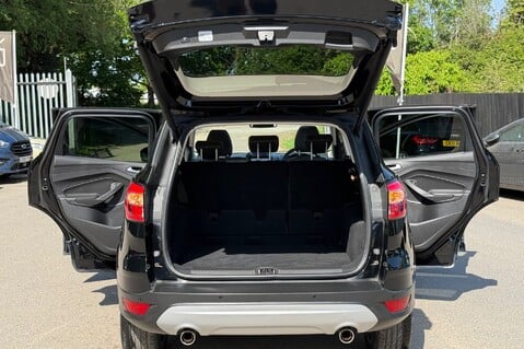 Ford Kuga TITANIUM X EDITION AUTOMATIC - PANORAMIC SUNROOF - SHADOW BLACK 24