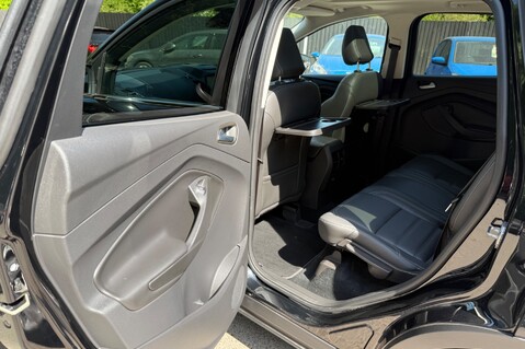Ford Kuga TITANIUM X EDITION AUTOMATIC - PANORAMIC SUNROOF - SHADOW BLACK 29